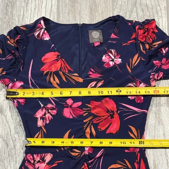 Vince Camuto Floral V-Neck‎ Midi Dress Size 4 Navy Pink Ruched Feminine Romantic - Picture 15 of 15